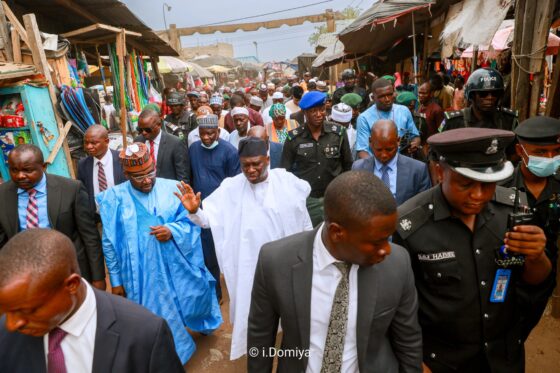 Governor’s Visit to Yola Town Market: Promises Swift Rebuilding and Modernization
